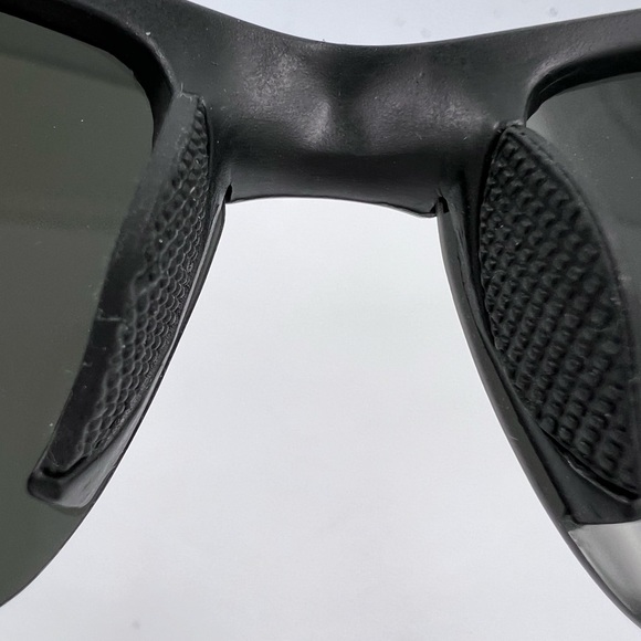 IZOD POLARIZED, MIRROR LENSES, POLARIZED, 100%UV PROTECTION, WRAP AROUND GLASSES - Picture 9 of 15